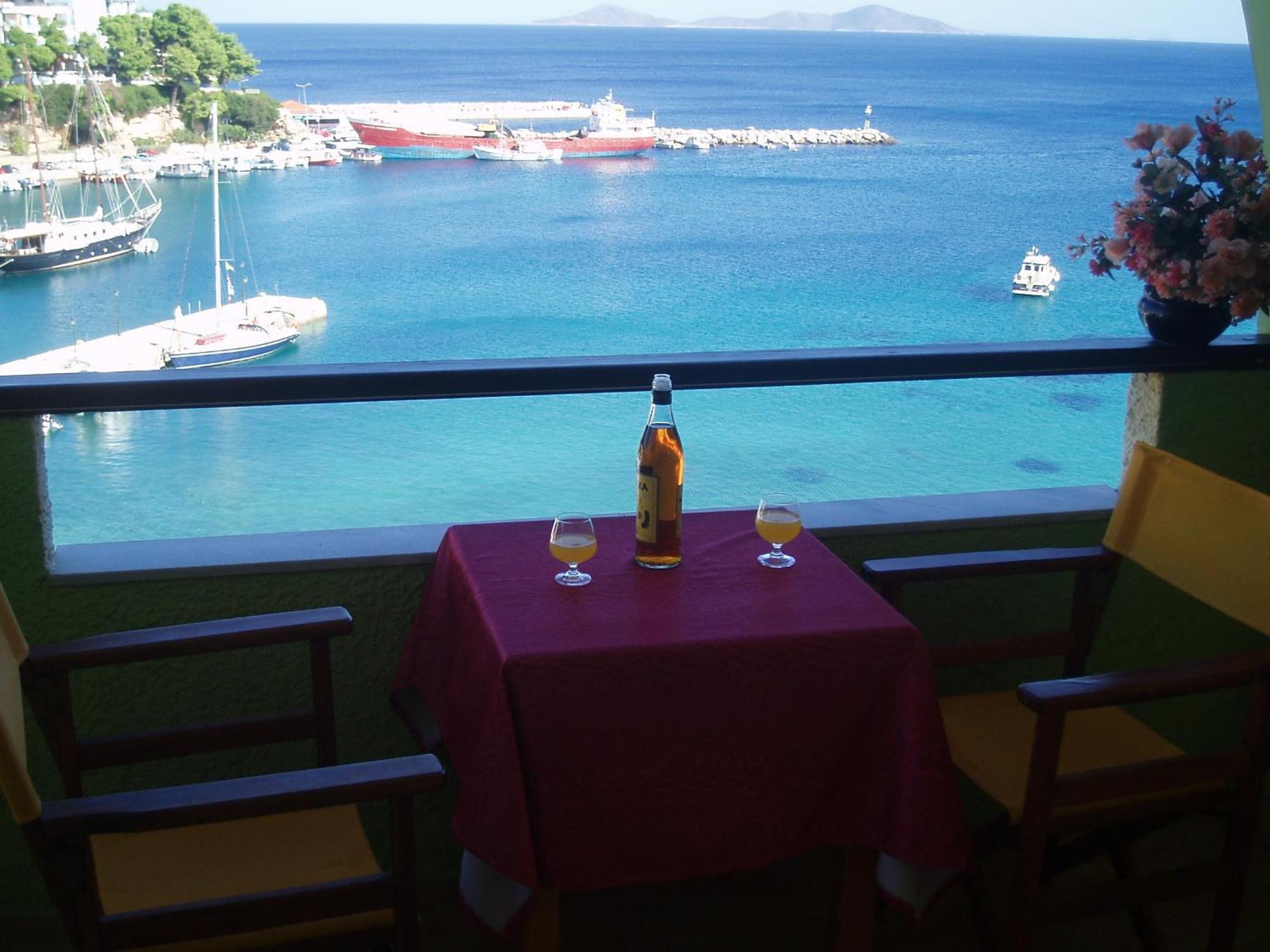 Haravgi Hotel Патитири Экстерьер фото